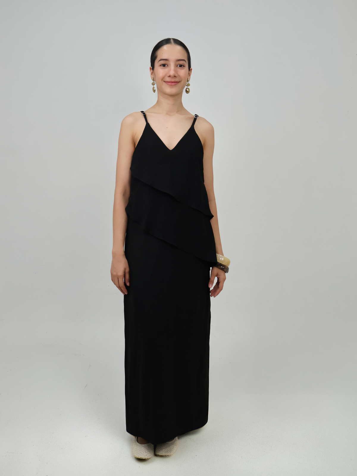 Vestido con Olanes Frontales