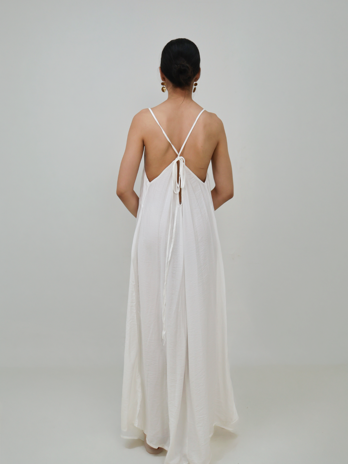 Vestido fluido con tirantes - Punto Sole
